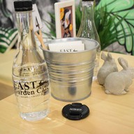 เมนูของร้าน EAST Garden Cafe'