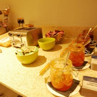 Kensington Close Hotel