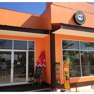 หน้าร้าน B&B Coffee