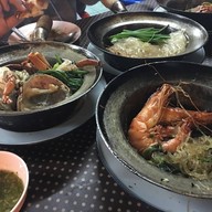 เมนูของร้าน สมศักดิ์ปูอบ Y บีทีเอสกรุงธนบุรี