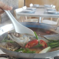 เมนูของร้าน Platoo Restaurant บีไฮฟ์ เมืองทอง