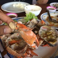 เมนูของร้าน อภิชาติ ซีฟู้ด คลองโคน