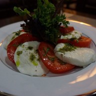 Bacino Café & Bistro