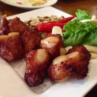 แดงแหนมเนือง Central Plaza Westgate