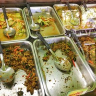 เมนูของร้าน ข้าวแกงเมืองตราด