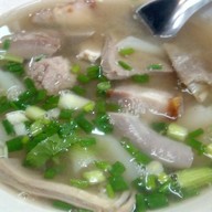 เมนูของร้าน ก๋วยจั๊บนายเอ็ก (Nai Ek Roll Noodle) เยาวราช (primary branch)
