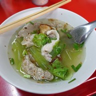 เมนูของร้าน เฮียชัย ก๋วยจั๊บเซี้ยงไฮ้
