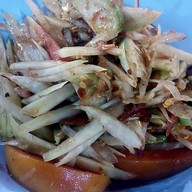 ตลาดนัดมีโชค