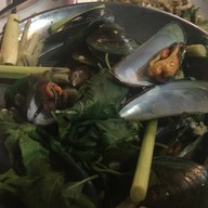 เมนูของร้าน ร้านริมเขื่อน ซีฟู้ด (ร้านกลาง)เจ้าเก่าเท่านั้น สมุทรปราการ