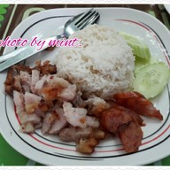 เมนูของร้าน ขาหมูนายเพิ่ม