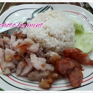 เมนูของร้าน ขาหมูนายเพิ่ม