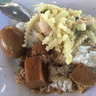 ข้าวแกงครัวป้าวิไล