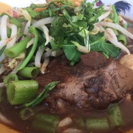 ก๋วยเตี๋ยวเรือลอยลำ