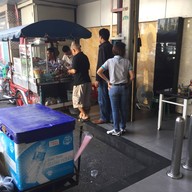 บรรยากาศ ก๋วยเตี๋ยวลุงแหบ บุญถาวร รัชดาภิเษก