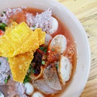 เมนูของร้าน ทับเที่ยง เย็นตาโฟเมืองตรัง