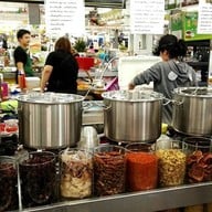 บรรยากาศ น้ำสมุนไพร ตลาดเสรี 2 เจริญกรุง 109 (ถนนตก)