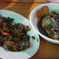 เมนูของร้าน ลองแล แกงใต้