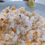 เมนูของร้าน พี่ต่าย ข้าวผัดปู ภูมิใจเสนอ