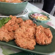เมนูของร้าน มัดหมี่ อาหารไทยพวน ลพบุรี