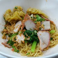 เมนูของร้าน ช.บะหมี่เกี๊ยว ข้าวหมูแดง หมูกรอบ(สวนสยาม) รามอินทรา