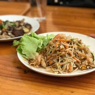 เมนูของร้าน ชาลีแอนด์เล็ก