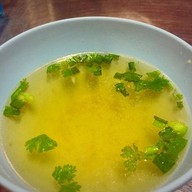 ก๋วยเตี๋ยวลูกชิ้นหมูพริกกะเหรี่ยง