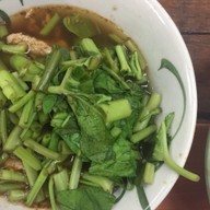เมนูของร้าน ติ่ง เตี๋ยวเรือ (คนมีเส้น)