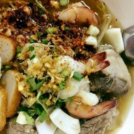 ก๋วยเตี๋ยวต้มยำ อาป๋า