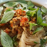 ก๋วยเตี๋ยวเนื้อวัว ศาลาแดง