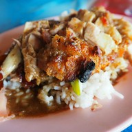 เมนูของร้าน เป็ดตุ๋นคลองเจ็ด