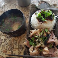 ก๋วยเตี๋ยวเรือสามสหาย อุดรธานี