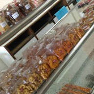 มังกรทองเบเกอรี่