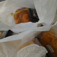 มังกรทองเบเกอรี่