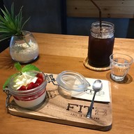 เมนูของร้าน FitB - Fuel in the Blank