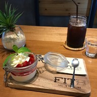 เมนูของร้าน FitB - Fuel in the Blank