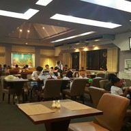 ภัตตาคารเยลโล ออร์คิด