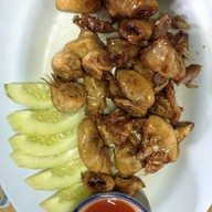 ร้านน้อยข้าวต้ม
