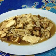 ร้านน้อยข้าวต้ม