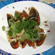ร้านน้อยข้าวต้ม