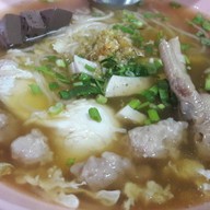 เมนูของร้าน ก๋วยจั๊บครูซ่ง สาขาศรีสะเกษ