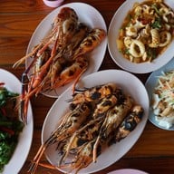 เมนูของร้าน บ้านสวนกุ้งเผา