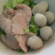 ก๋วยเตี๋ยวเนื้อป้ามล