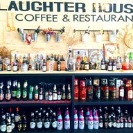 ร้านบ้านหัวเราะ
