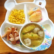 ร้านบ้านหัวเราะ