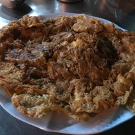 เมนูของร้าน ครัวคุณตุ๊ก ต้มยำหัวปลาผู้ใหญ่ 1เจ้าเก่าแสมดำ
