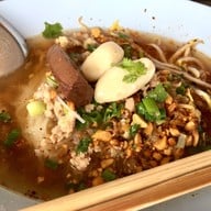 เมนูของร้าน ตี๋บางพระ ก๋วยเตี๋ยวไก่-หมู