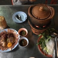 ลาบร้อยเอ็ดเสือเคหะ