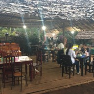 บรรยากาศ พี่น้องหมูกระทะ