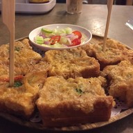 เมนูของร้าน คั่วไก่นิมมาน นิมมานซอย17 (ซอยสายน้ำผึ้ง)