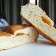 Butter Bun : เนื้อแน่น หอม ไส้แน่น หวานกำลังดี ดีใช้ได้จ๊ะ